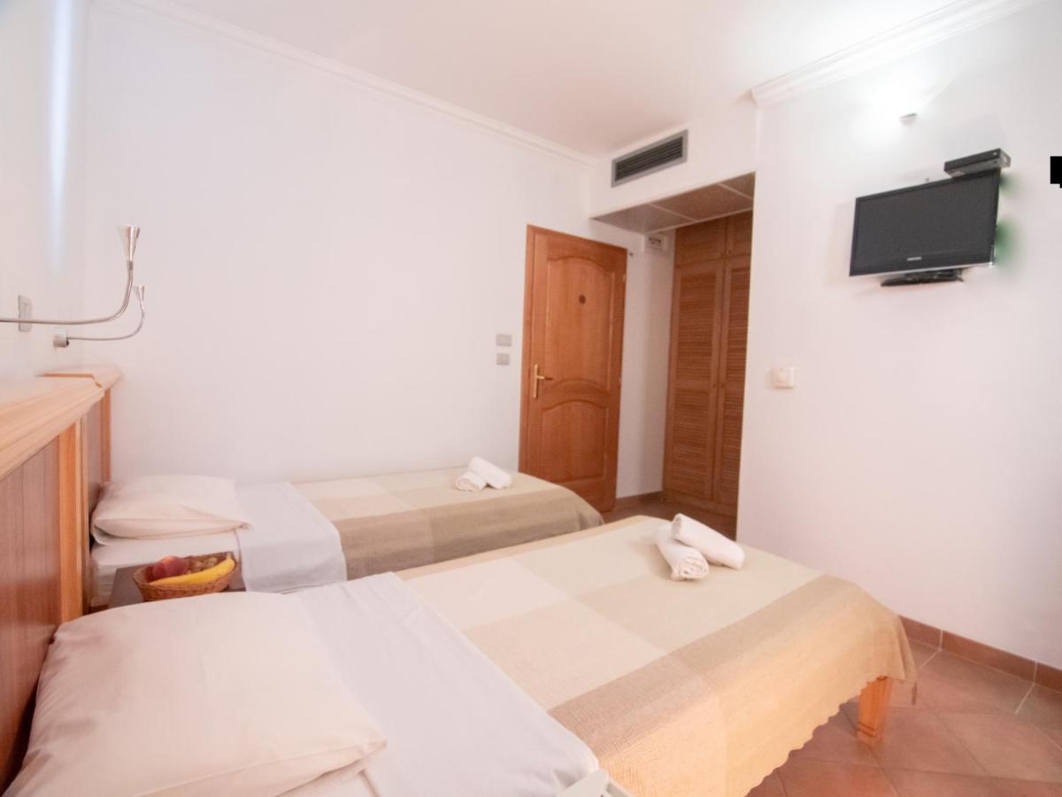 Apartments And Rooms Levantin Inn Sveti Stefan Luaran gambar