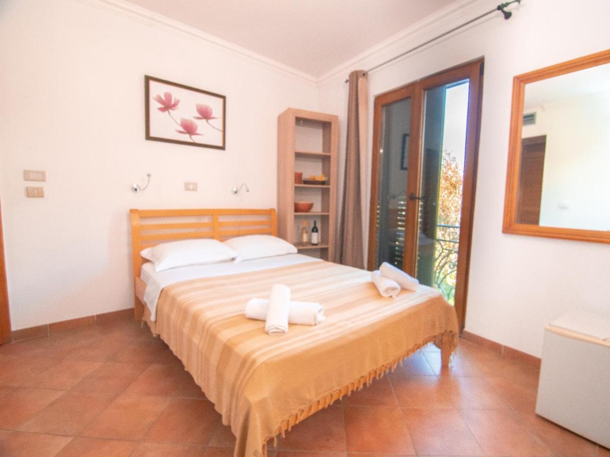 Apartments And Rooms Levantin Inn Sveti Stefan Luaran gambar