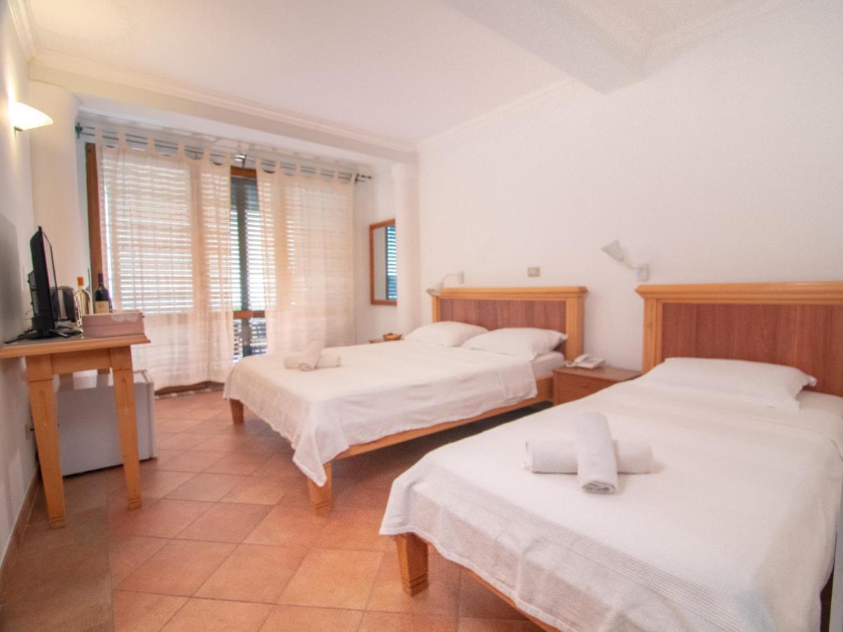 Apartments And Rooms Levantin Inn Sveti Stefan Luaran gambar