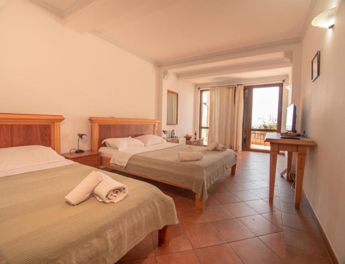 Apartments And Rooms Levantin Inn Sveti Stefan Luaran gambar