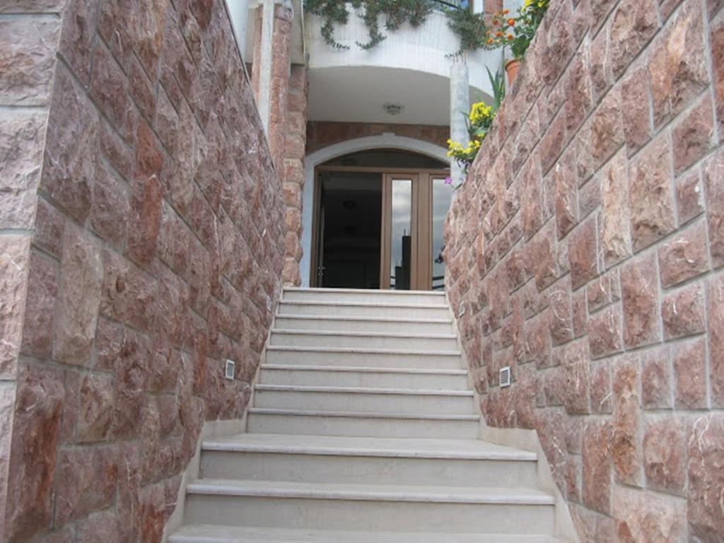 Apartments And Rooms Levantin Inn Sveti Stefan Luaran gambar