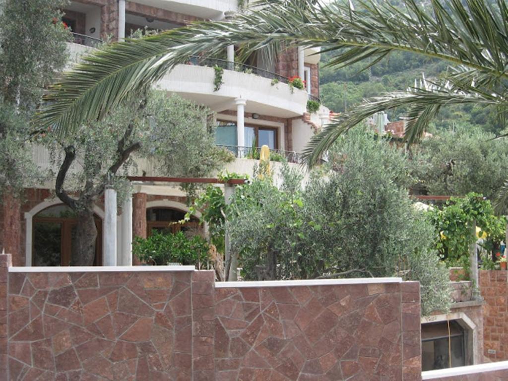 Apartments And Rooms Levantin Inn Sveti Stefan Luaran gambar