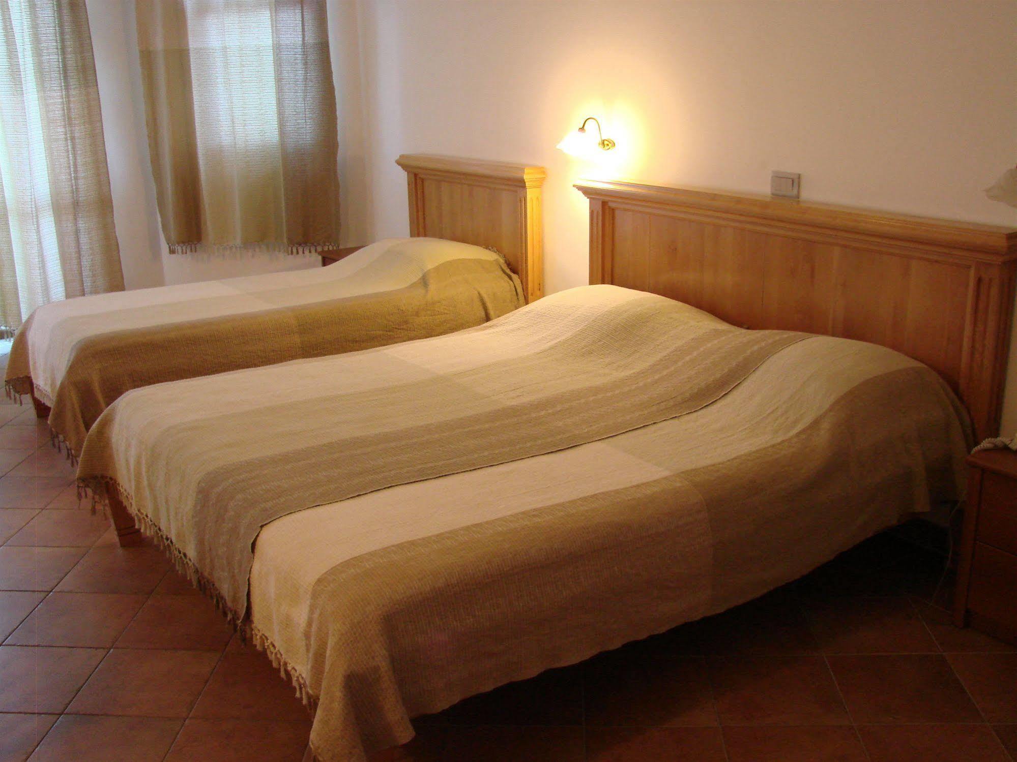 Apartments And Rooms Levantin Inn Sveti Stefan Luaran gambar