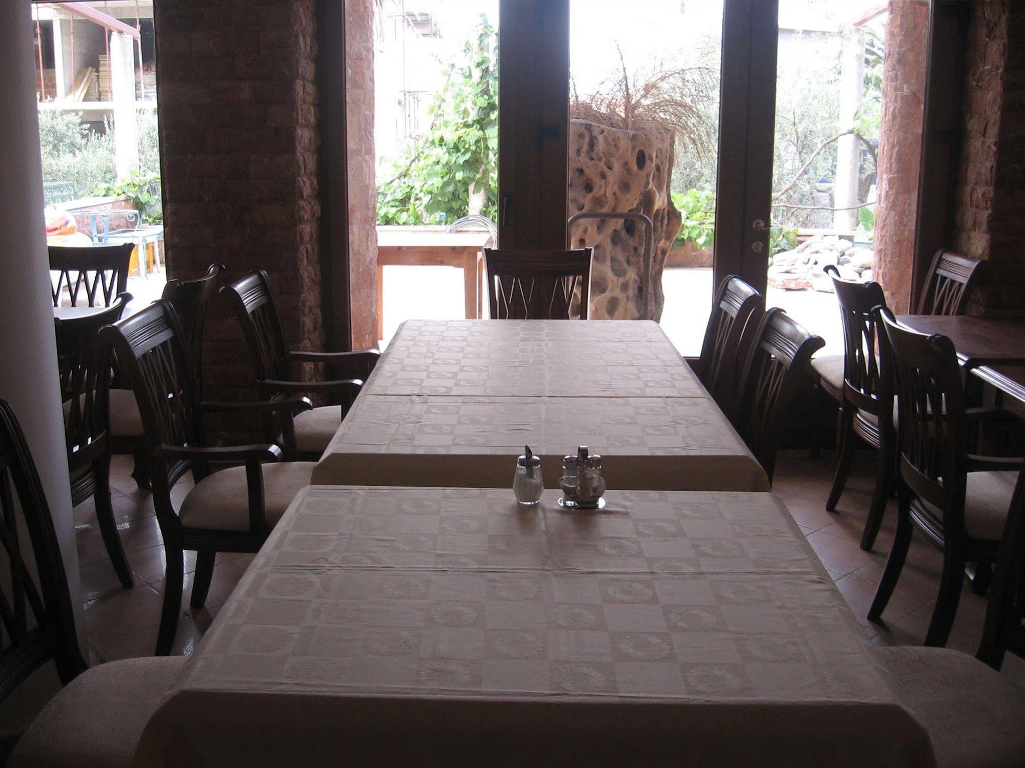 Apartments And Rooms Levantin Inn Sveti Stefan Luaran gambar