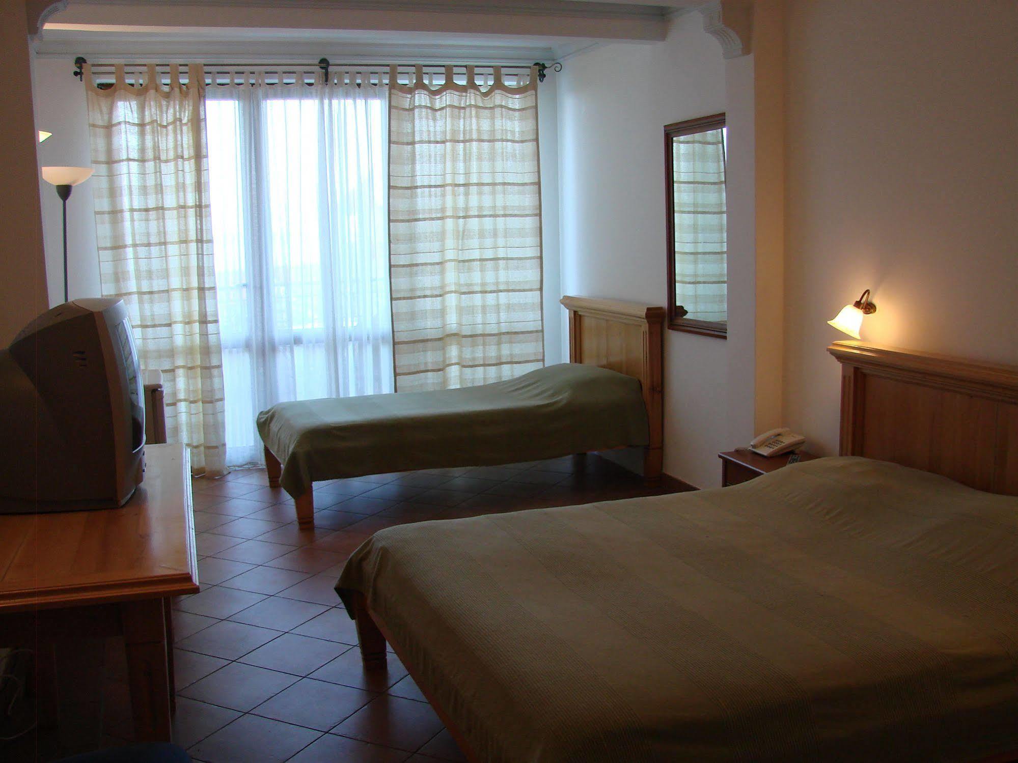 Apartments And Rooms Levantin Inn Sveti Stefan Luaran gambar